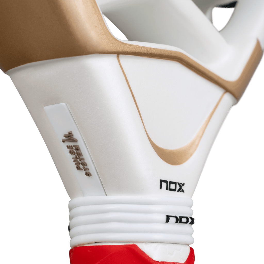 AT10 Luxury Genius 12K Alum XTREM 2026 by Agustín Tapia - NOXpalas2026Palas
